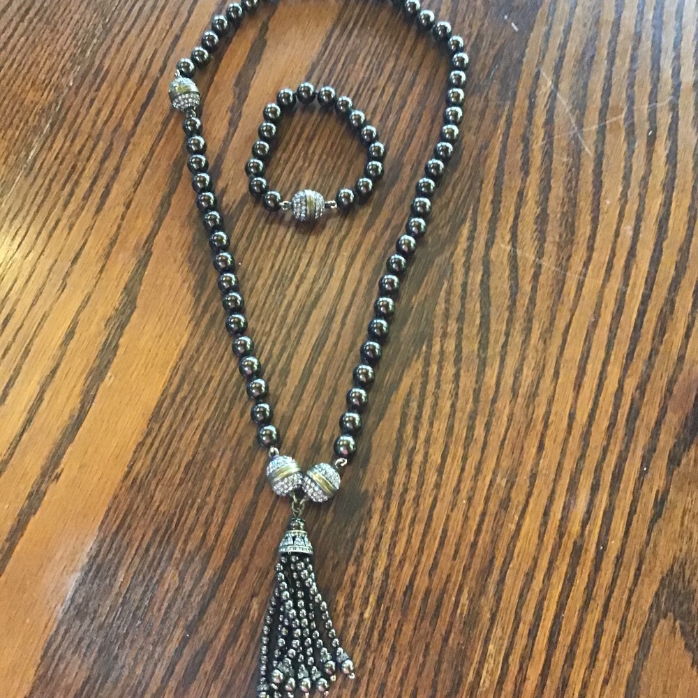 Black bead necklace set